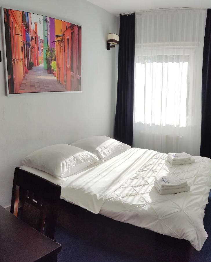 Bed and breakfast Marmas Jastrzębia Góra Extérieur photo